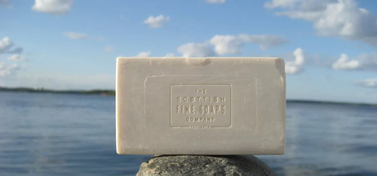Scottish Fine Soaps Thistle & Black Pepper Body Bar Recension