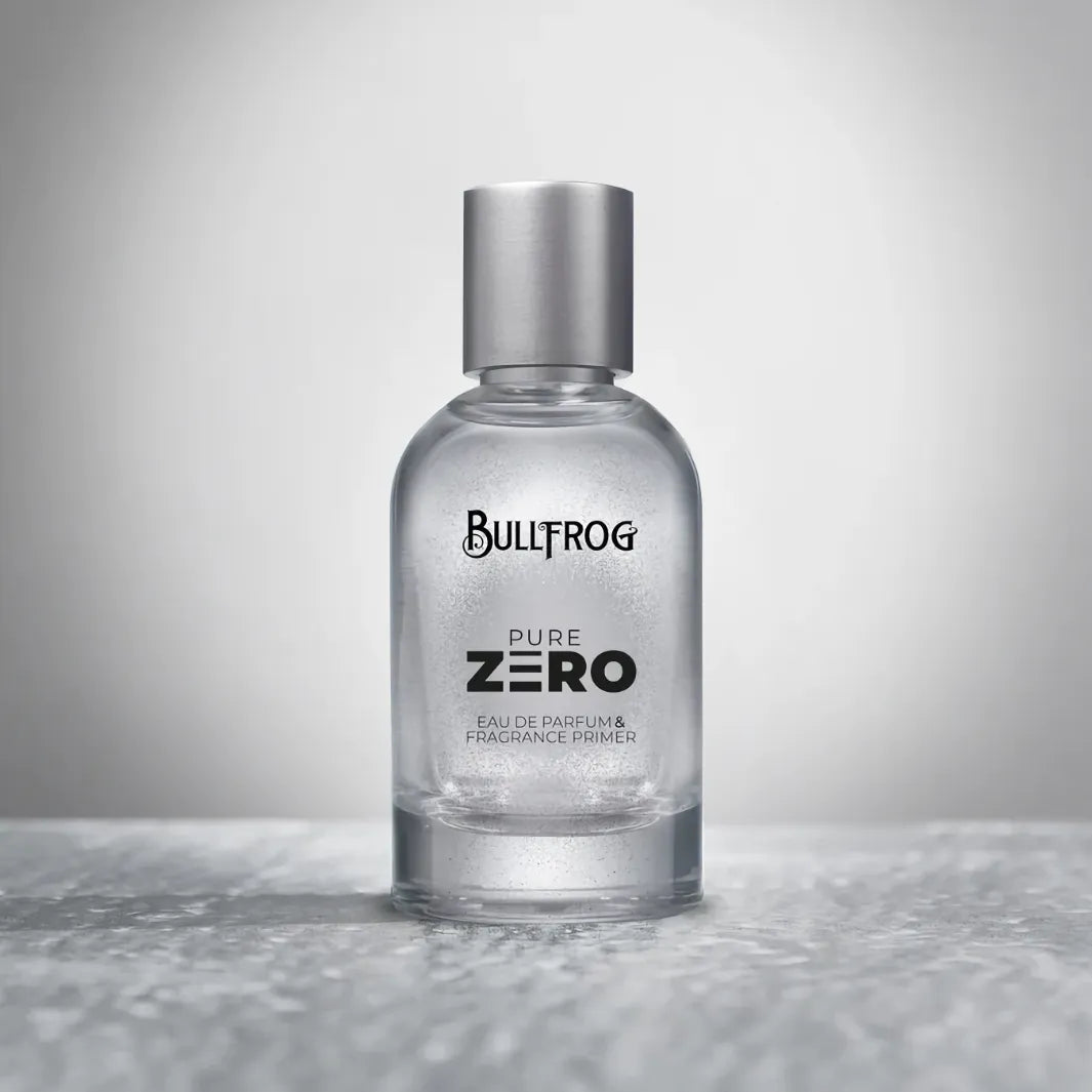 Bullfrog Pure Zero Eau de Parfum & Fragrance Primer parfymflaska 100 ml på grå bakgrund