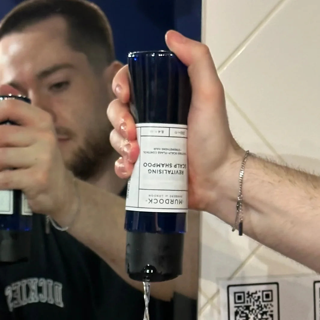Formulan på Murdock London Revitalising Scalp Care Shampoo