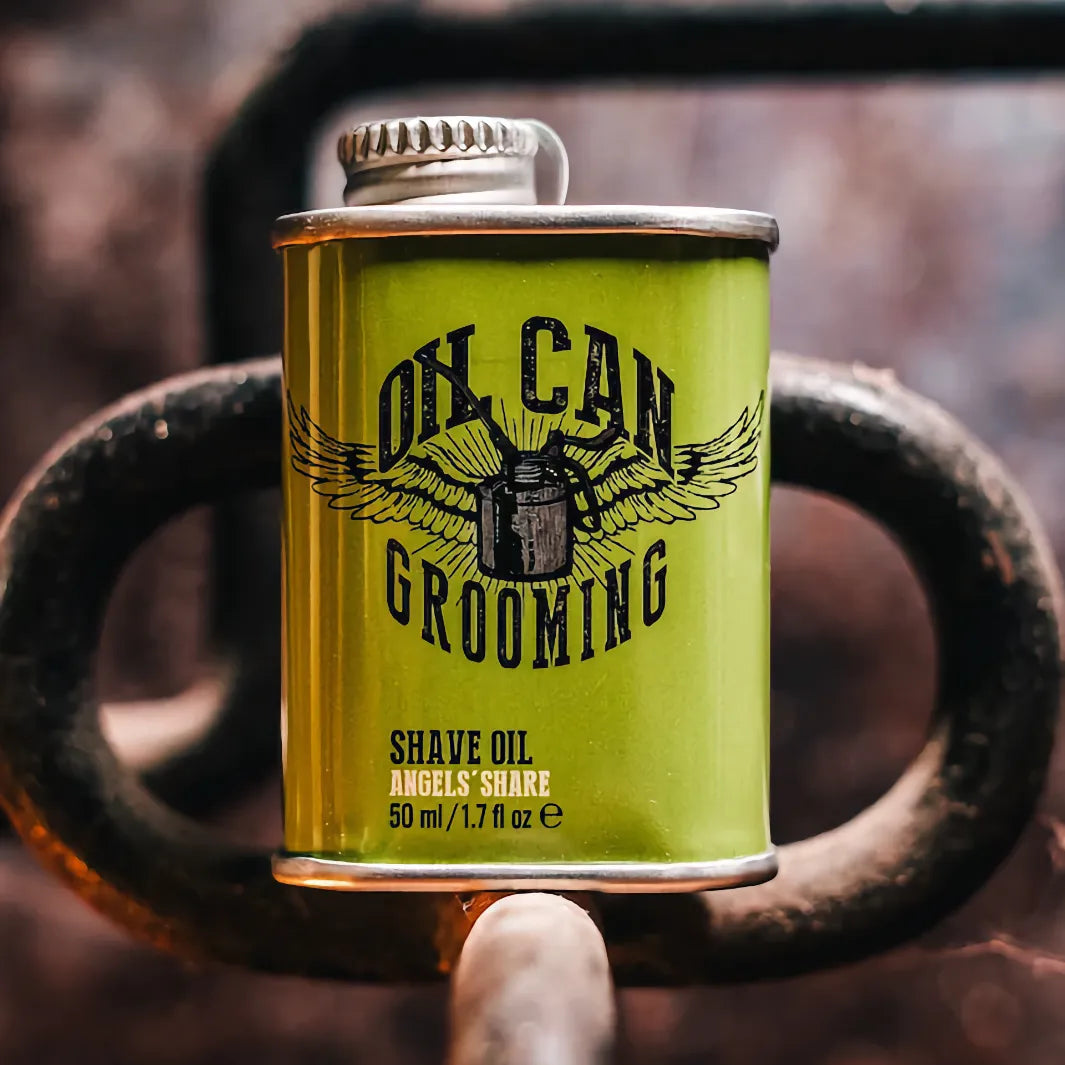 flaskan på Oil Can Grooming Angels Share Shave Oil