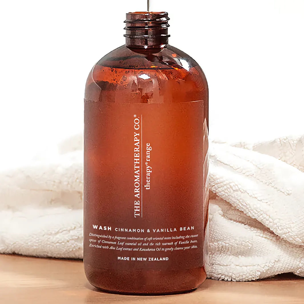 Flaskan på The Aromatherapy Co Wash Cinnamon & Vanilla Bean