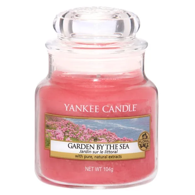 Yankee Candle Garden By The Sea - Small Jar