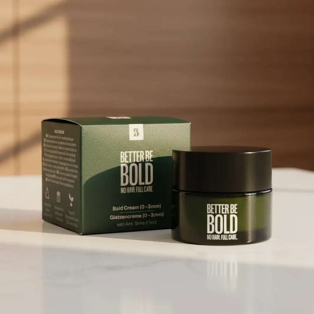 Better Be Bold Bald Cream 50 ml – glansdämpande kräm för rakat huvud i grön glasburk med förpackning
