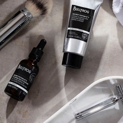 Bullfrog All-in-one Beard Oil Secret Potion N°3 med rakkräm och säkerhetshyvel – skäggolja som mjukgör och vårdar skägg