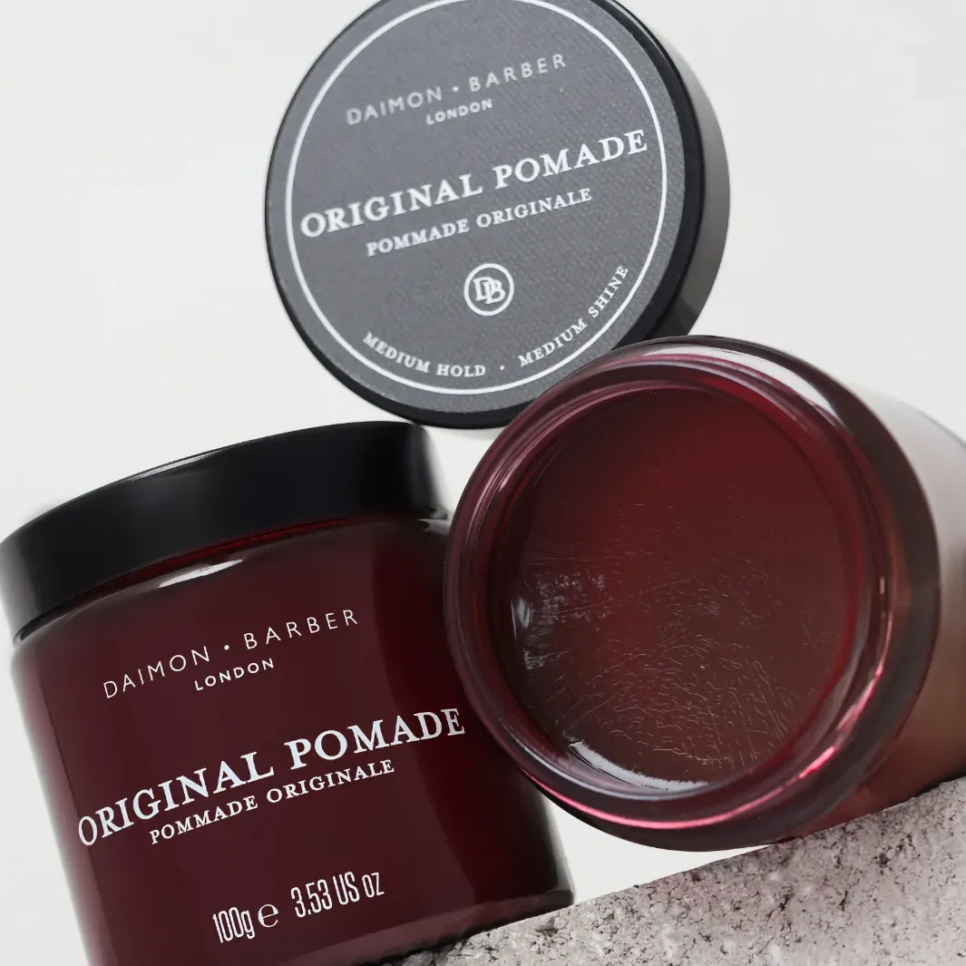 Daimon Barber Original Pomade 100 g – vattenbaserad pomada med medium stadga och naturlig glans