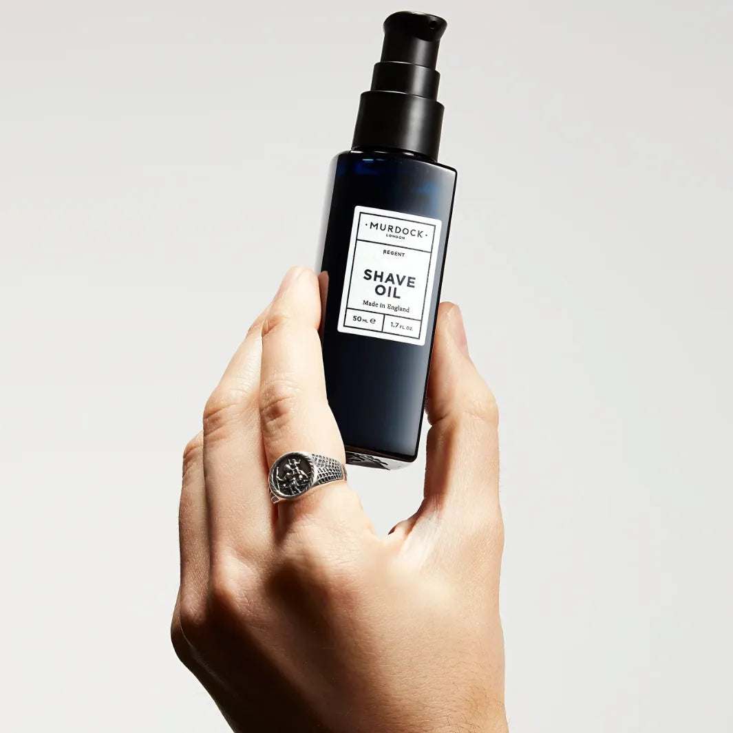 Flaskan på Murdock London Shave Oil