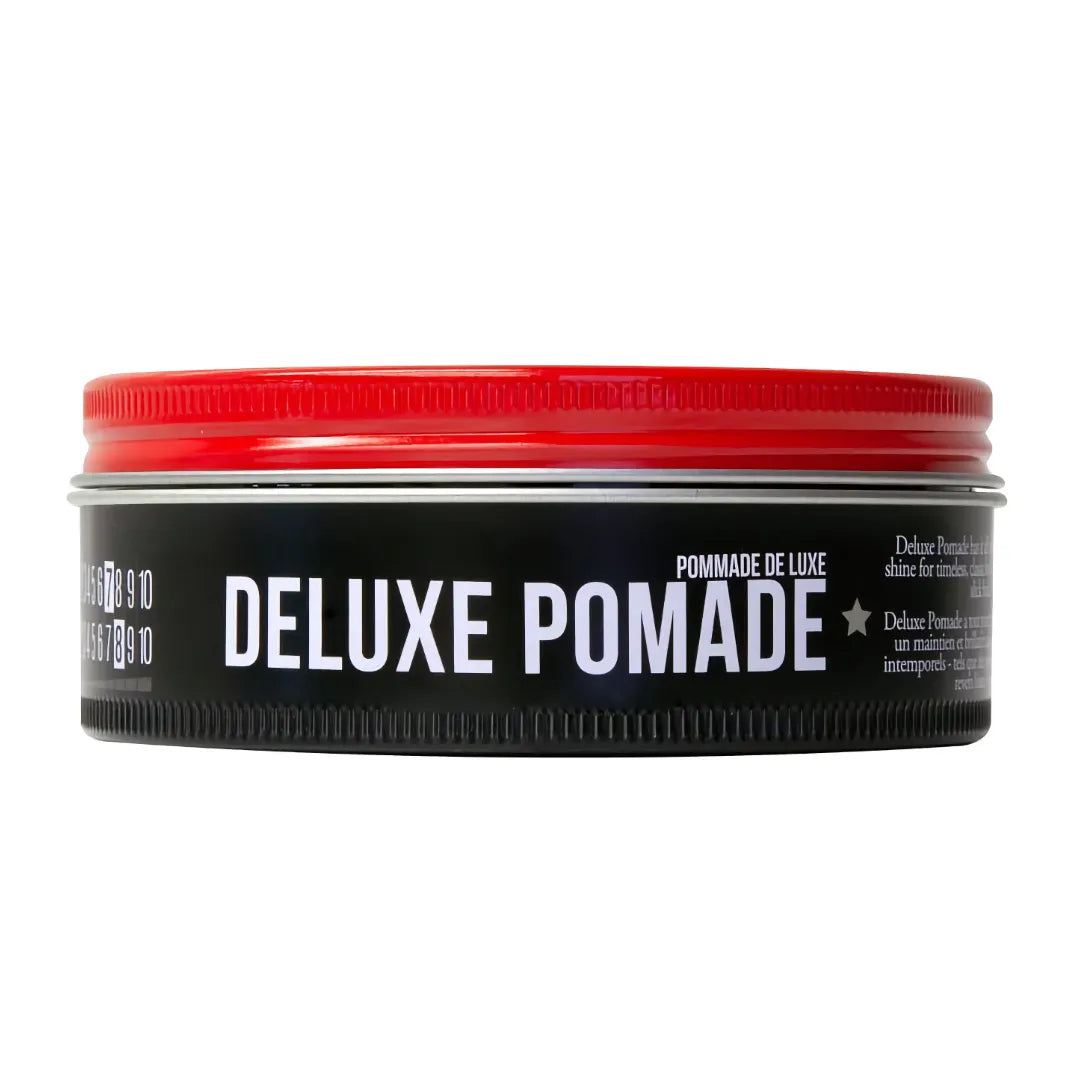 Uppercut Deluxe Pomade – vattenbaserad pomada som ger ett hållbart resultat med stark stadga och lätt att tvätta ur